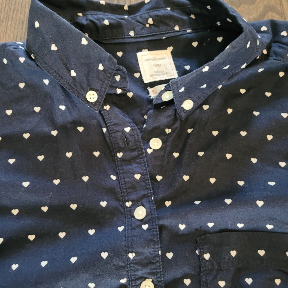 GAP long sleeve shirt, size medium - Picture 3 of 6